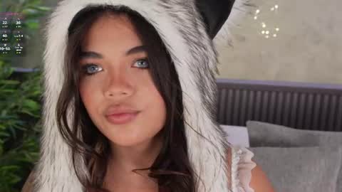 mia_rosalie online show from June 28, 7:42 pm