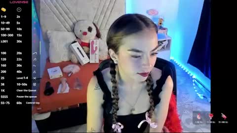 Mia Victoria online show from July 15, 6:01 pm