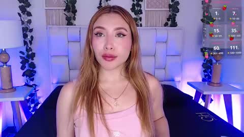 Snapshot of miaa_gh1 chatting on February 19, 11:38 am Mia online show from February 19, 11:38 am