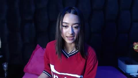 Snapshot of miaa_thopmson chatting on September 18, 12:20 am Miaa online show from September 18, 12:20 am