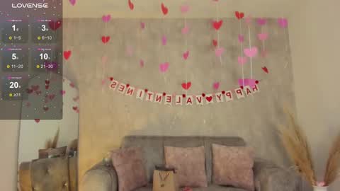 miacooper online show from February 15, 12:33 pm