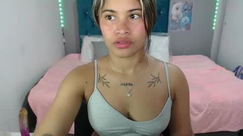 miacumgirl online show from July 10, 1:33 pm