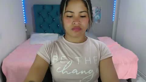 miacumgirl online show from July 8, 12:29 pm