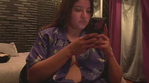 Mia online show from June 6, 12:50 am