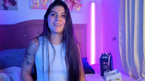 mia antonella online show from September 12, 5:19 am