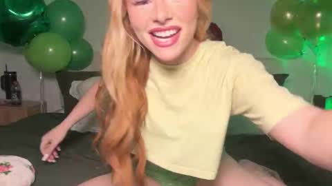 Mia Harper online show from March 18, 12:04 am