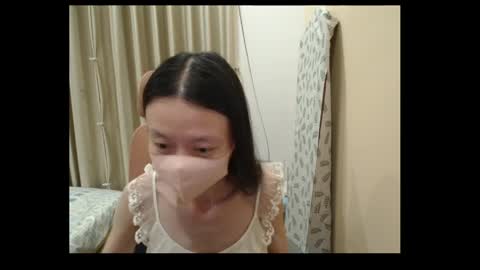 miahchan68 online show from May 29, 1:53 pm
