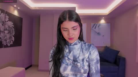 Call me Mia  online show from December 21, 5:17 pm