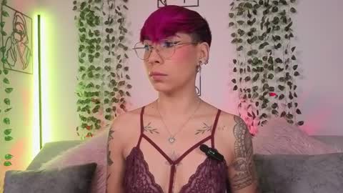 Mia Morgann online show from April 15, 2:06 pm