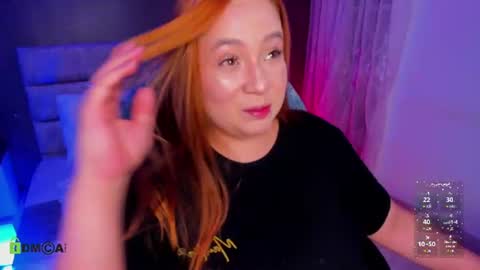 MIA PARKER online show from July 27, 7:00 pm