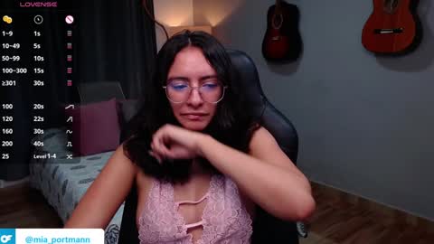 MIAPORTMANN online show from December 18, 9:14 am