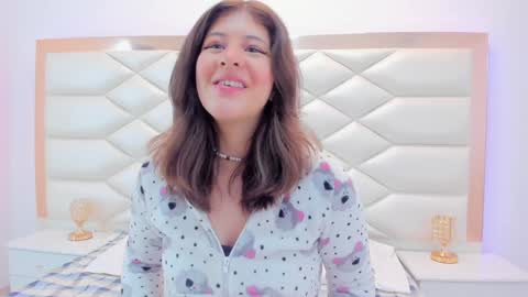 Sweetie Mia online show from January 14, 12:14 pm