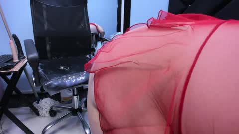 MiaRouse online show from April 10, 9:43 pm