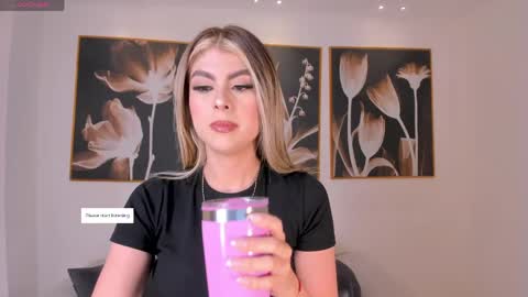 Mia Silva online show from June 8, 11:00 am