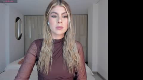 Mia Silva online show from July 5, 10:54 am