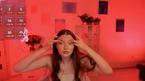 Mia online show from December 15, 3:34 am