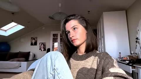 Snapshot of michael_pors chatting on October 12, 2:19 pm Emily online show from October 12, 2:19 pm