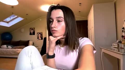 Snapshot of michael_pors chatting on October 9, 2:32 pm Emily online show from October 9, 2:32 pm