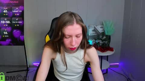 michele_mack online show from January 9, 2:54 am