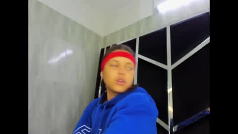 michell_rs online show from February 19, 2:23 am