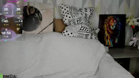 Snapshot of michelle_blond chatting on September 26, 7:50 am michelle_blond online show from September 26, 7:50 am