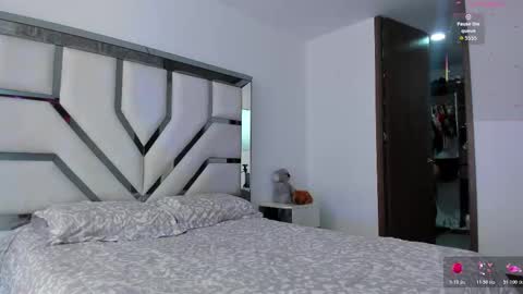 MICHELLE online show from December 1, 10:01 pm