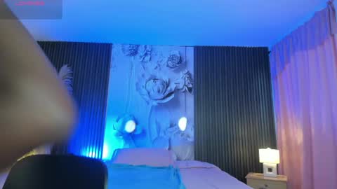 michellepreston_ online show from May 12, 12:23 pm