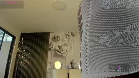 michellepreston_ online show from March 1, 12:05 pm