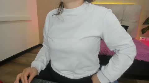 michonne_09 online show from February 13, 3:19 am