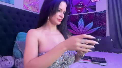 Skye online show from February 8, 5:08 am