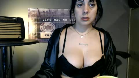 mickystrumia online show from July 23, 2:09 am