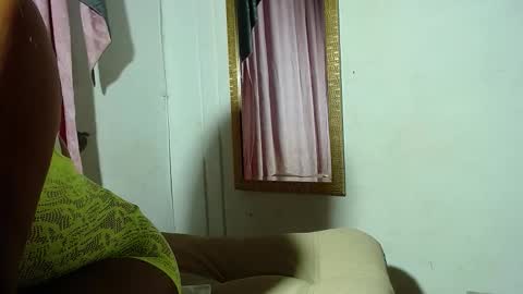 mielsquirt online show from October 30, 10:27 am