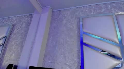 MIA 3 online show from January 8, 1:31 am