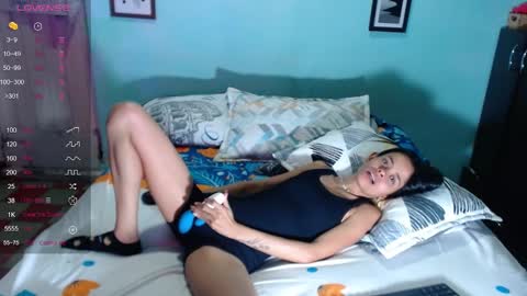 Snapshot of miia_jensen chatting on February 7, 3:45 am MIA online show from February 7, 3:45 am