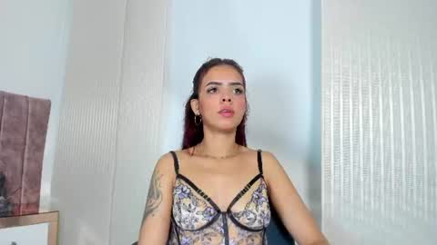 miia_rogers online show from July 29, 1:22 pm