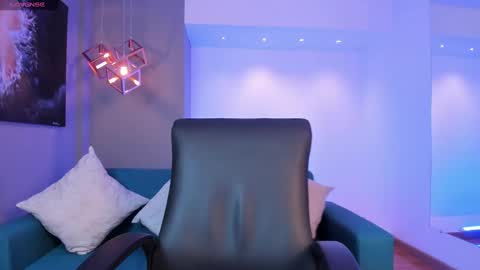 Miia 3 online show from September 19, 12:48 pm