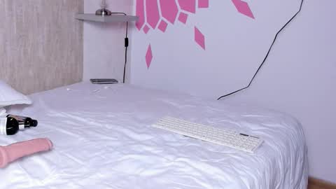 miiaa_m online show from March 21, 7:19 pm