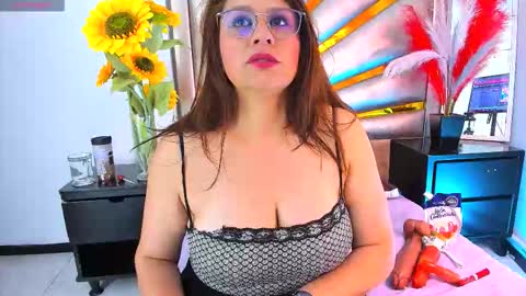 miiastorm online show from March 29, 8:46 am