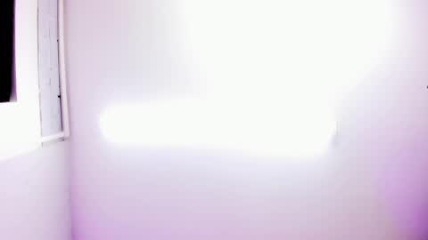 miilu  online show from April 10, 6:30 am