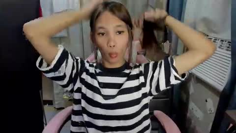 MIKA online show from February 25, 10:58 am