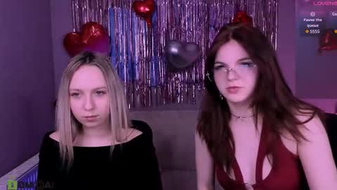 Mika online show from February 15, 8:19 pm