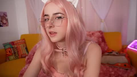 Mika online show from November 5, 11:26 am