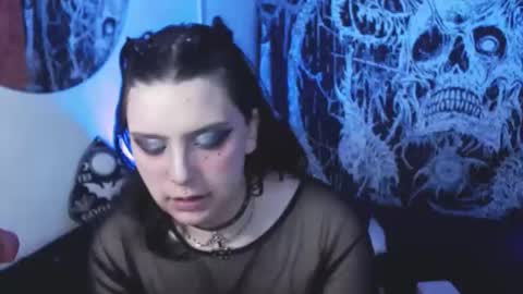 Mika online show from March 15, 1:18 am