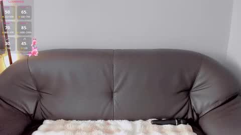 mikasssu online show from March 17, 1:15 pm