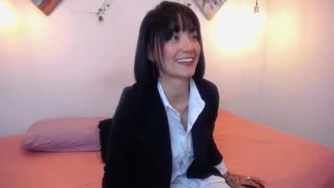 mikaza online show from March 19, 1:15 pm