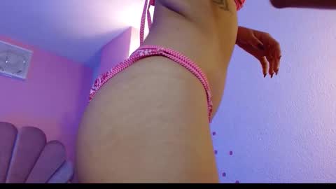 Mikka 3 online show from October 2, 6:13 pm