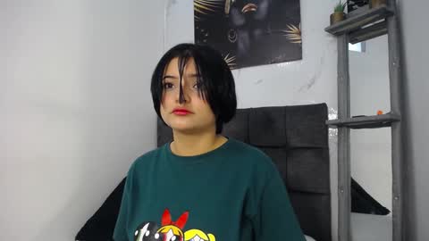 Snapshot of mikoto_urab chatting on December 11, 12:34 pm Mikoto Urb online show from December 11, 12:34 pm