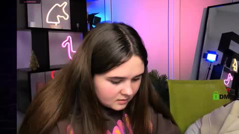 mila_glow online show from December 23, 10:19 am