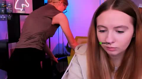 mila_glow online show from November 18, 12:17 pm