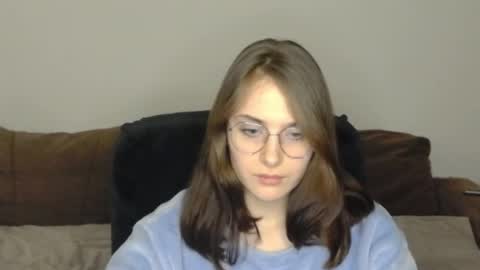 mila_keyy online show from March 17, 9:08 pm